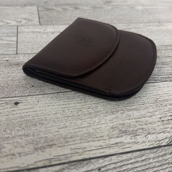 Buxton Vintage Brown Leather Bifold Wallet - Picture 7 of 12